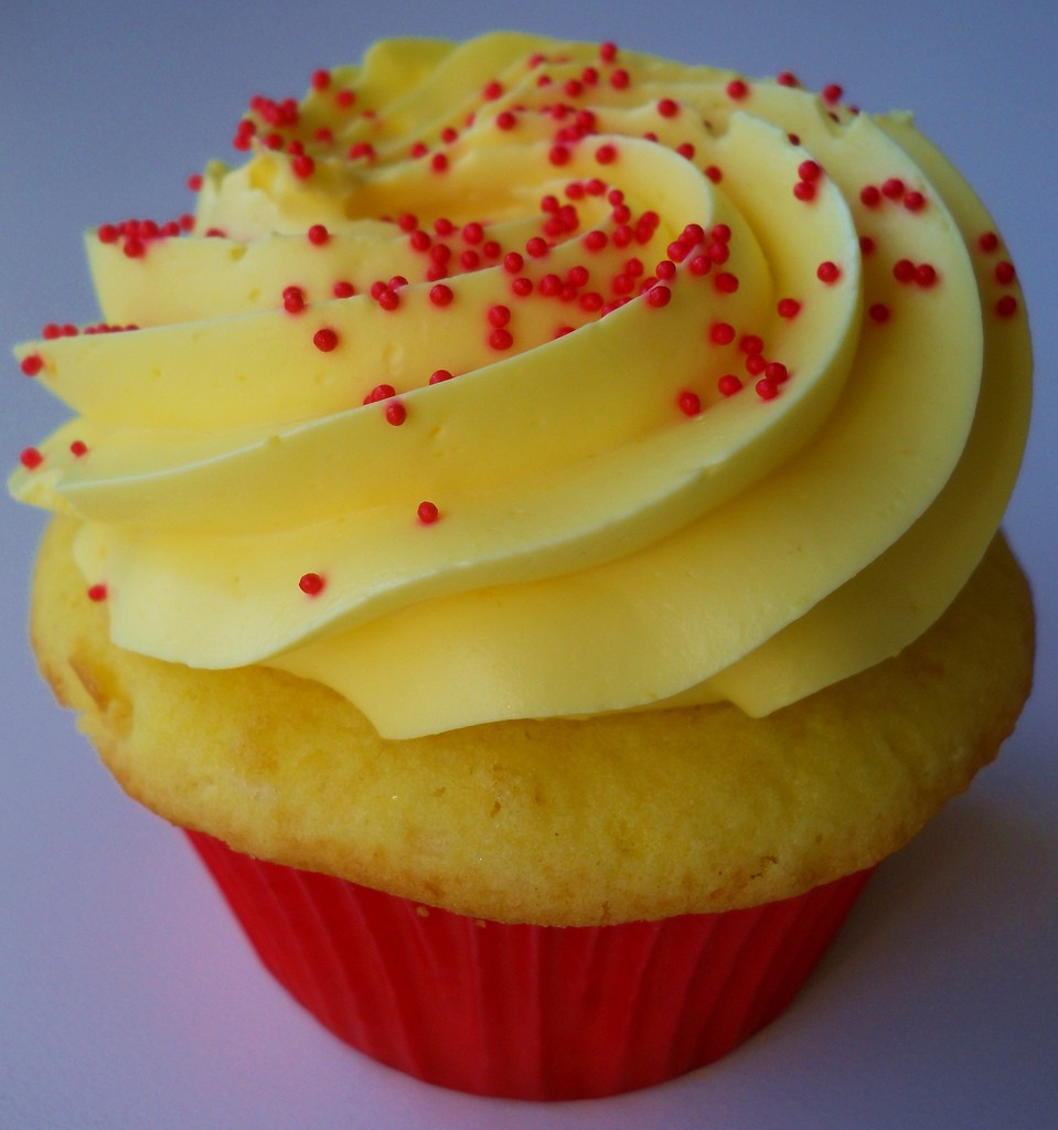 Limoncello Cupcakes Crabby Housewife