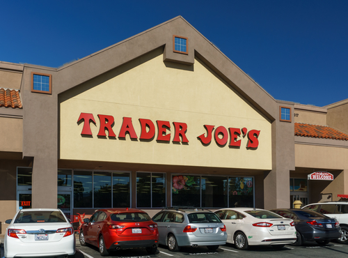 Top 10 Keto or Low Carb Things to Buy at Trader Joe’s on a Budget