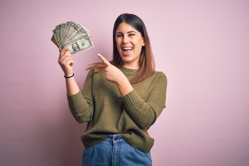 7 Small Habits That Save $100+ Every Month-Anyone Can Start Today