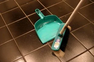 broom and dust pan